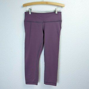 Lululemon Womens Pink Crop Knee Length Athletic Leggings Size 6 Solid Yoga Gym